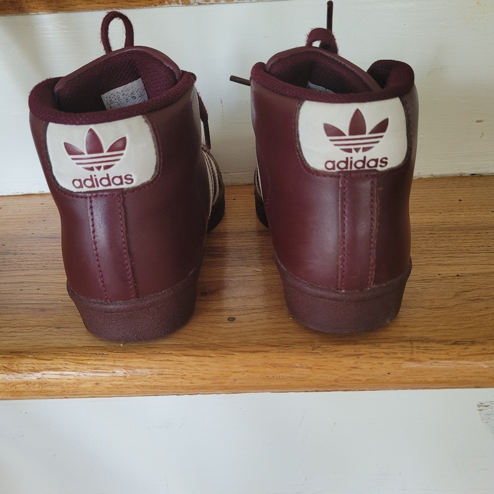 Adidas - Picture 3 of 3